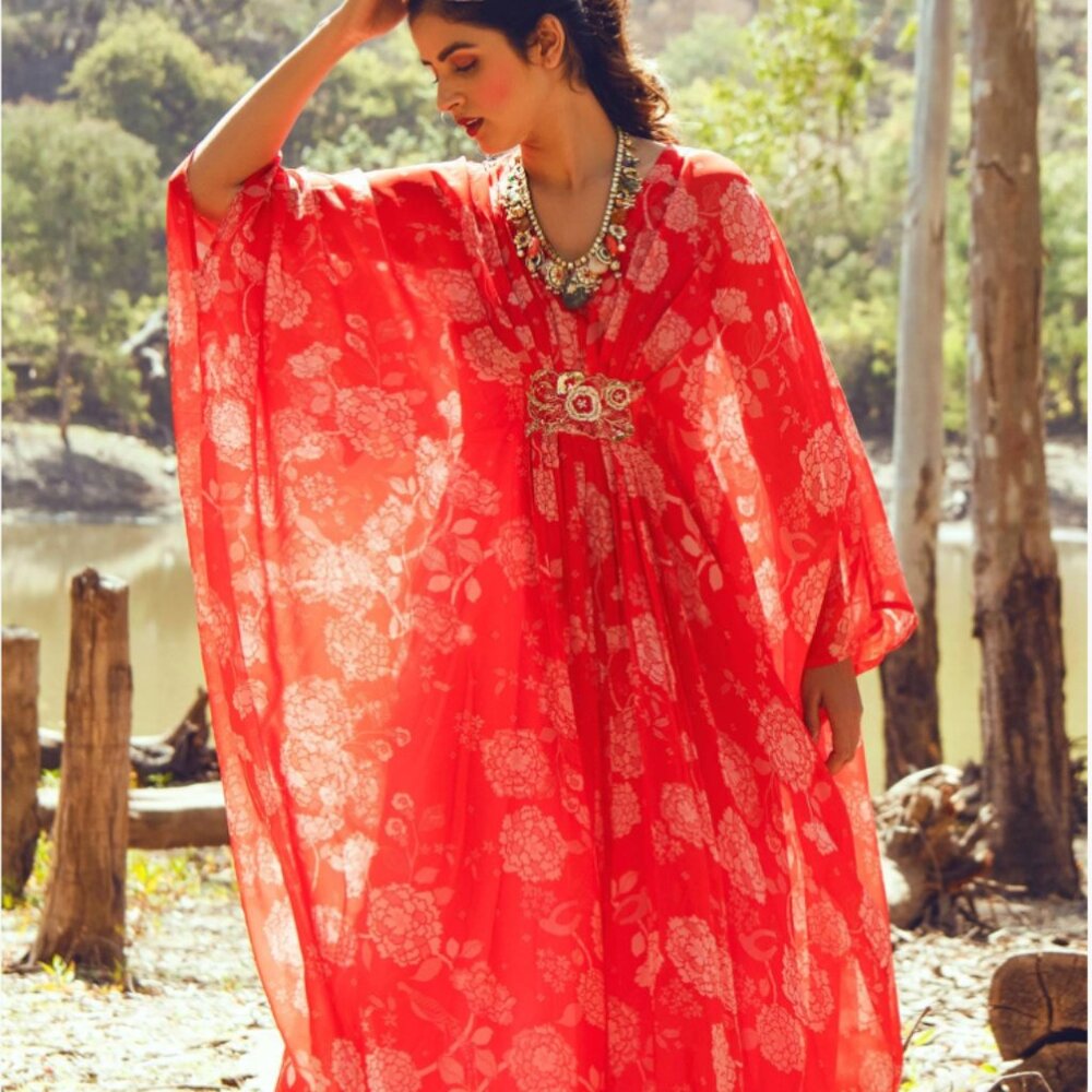 Paulmi and Harsh Floral Print Kaftan